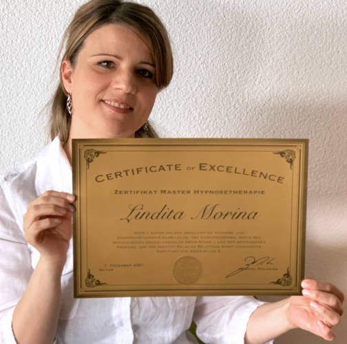 Lindita Morina mit dem Hypnose Masterzertifikat